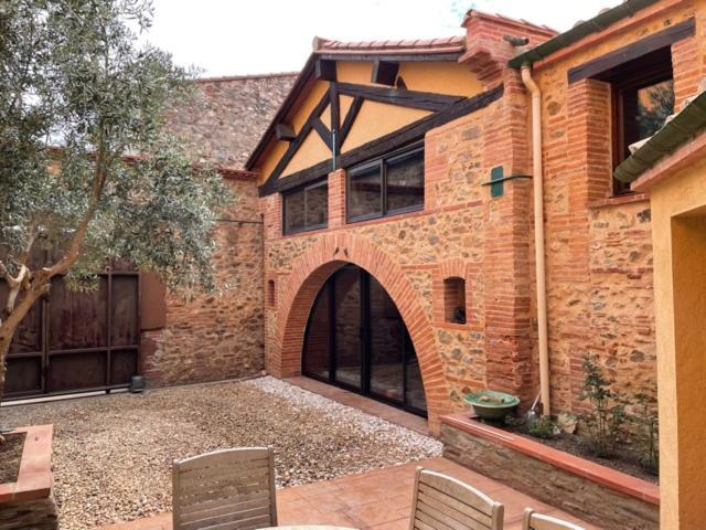 El Pati Catala Appartement Fourques  Buitenkant foto