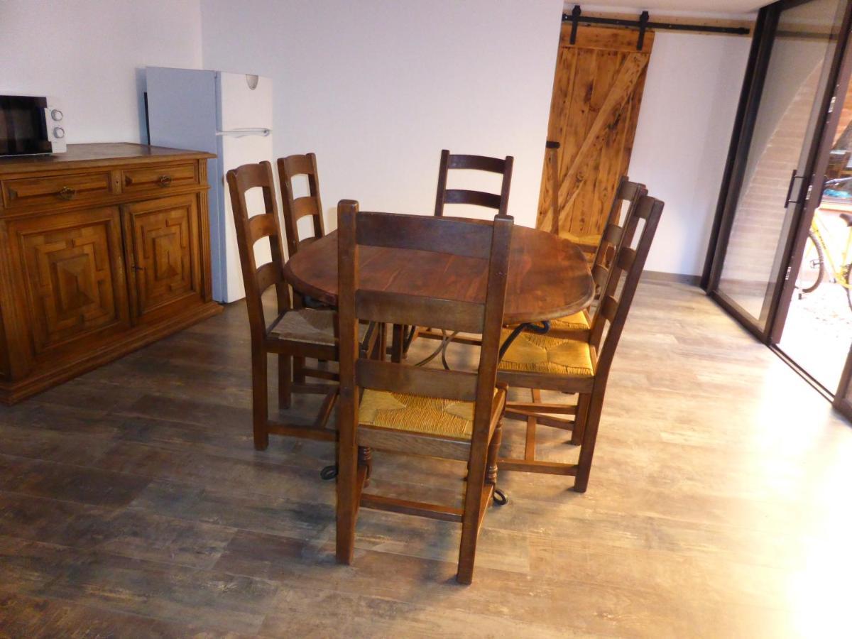 El Pati Catala Appartement Fourques  Buitenkant foto